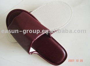 Open toe indoor slippers /bottle opener slipper