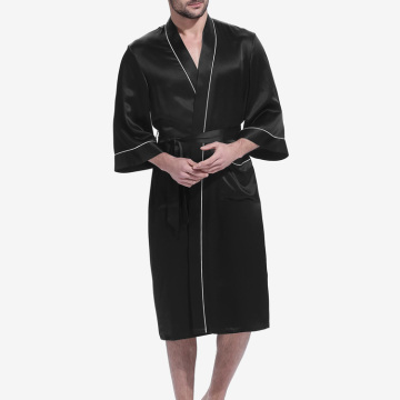 Czarne mężczyzny jedwabna szata kimono satynowa szata