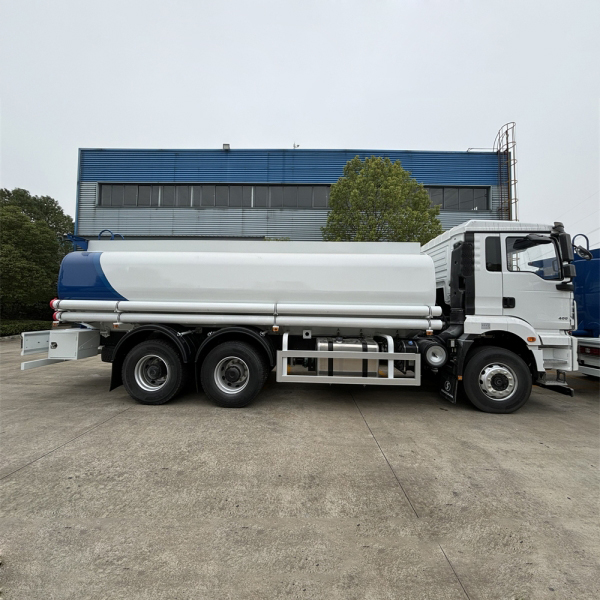 Shacman H3000 6x4 Heavy-Duty Drinking Water Transport Truck