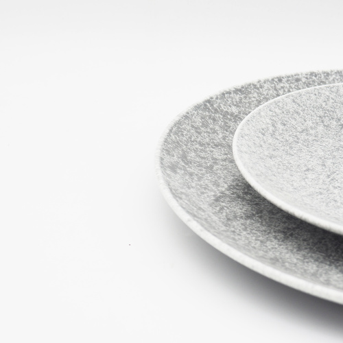 Nuovo design Piatti da pranzo in gresca a vendita calda set set per la cena in ceramica vetrata reattiva per la casa