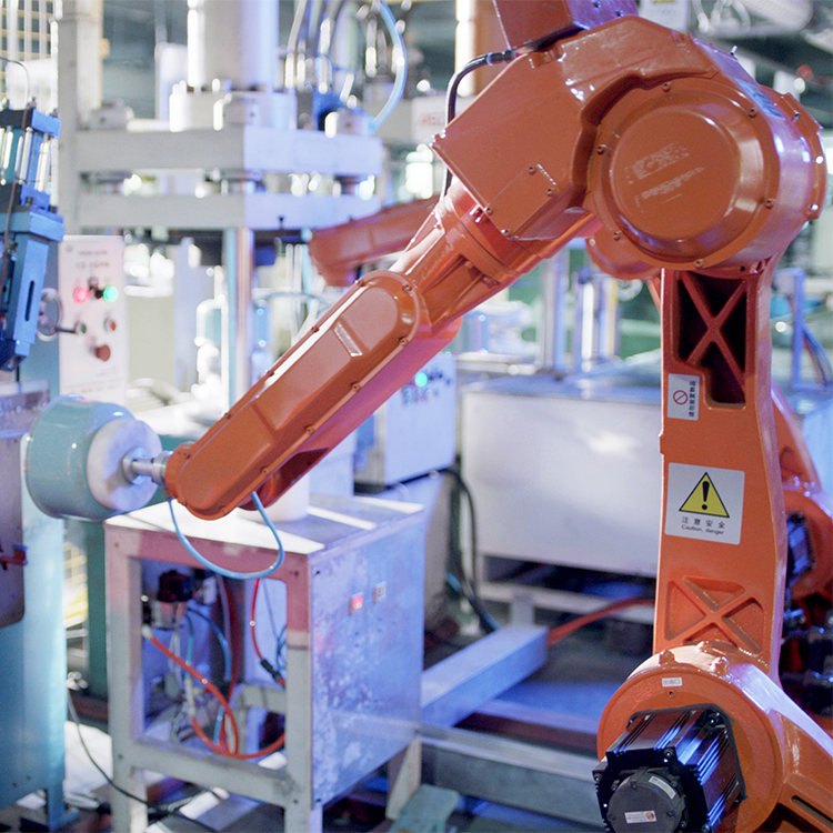 QJAR Professional Automated Loading and Unloading Robotic Arm in Industries