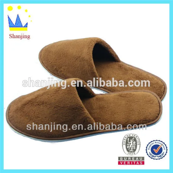 hotel slippers wholesale with customized logo spa slipper