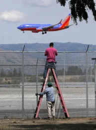 Chain link Mesh Fence Airport Fencing