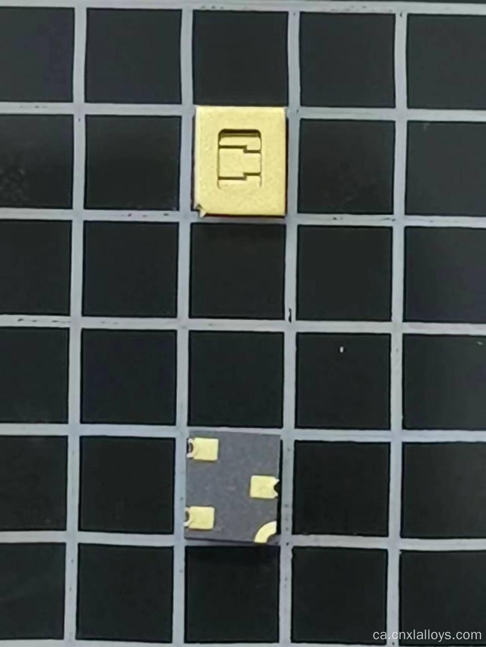 Paquets LCC03 per a circuits integrats