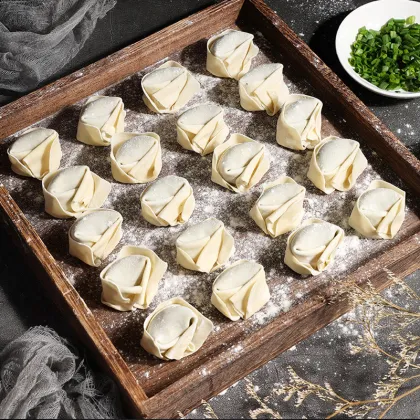 Handmade Pork Shepherd s Purse Artisanal Large Wontons