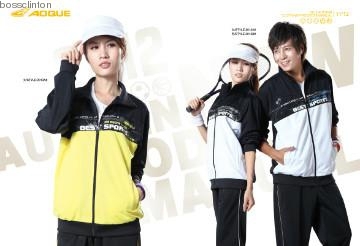 Polyester kint tracksuit ,jogging tracksuit