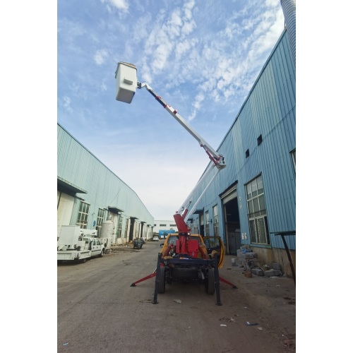 Грузовик с подъемной платформой с поворотной стрелой 12 м, 40 футов