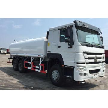 Truk tangki air 20000L merk Dongfeng Chassis