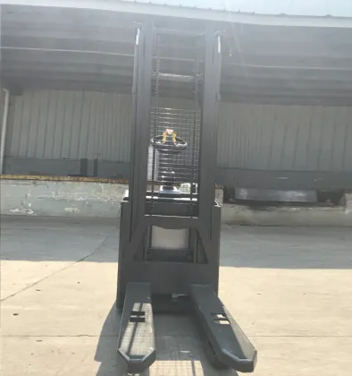 Battery Stacker SNSC 2 Ton Electric Stacker