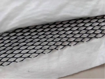 Composite drainage network geonet with geotextile