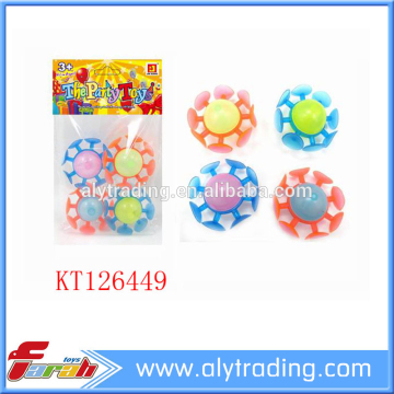 2016 Cheap price small toys Luminous chuck the ball 4 color mix