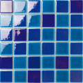 Mosaïque de porcelaine de piscine vert foncé