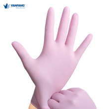Розовые нитриловые резиновые перчатки в домашних условиях