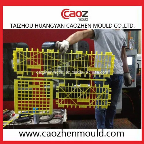 Plastic Injection Poultry Crate Side Wall Mould