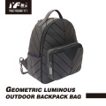 Geometrisch leuchtende Outdoor-Rucksacktasche