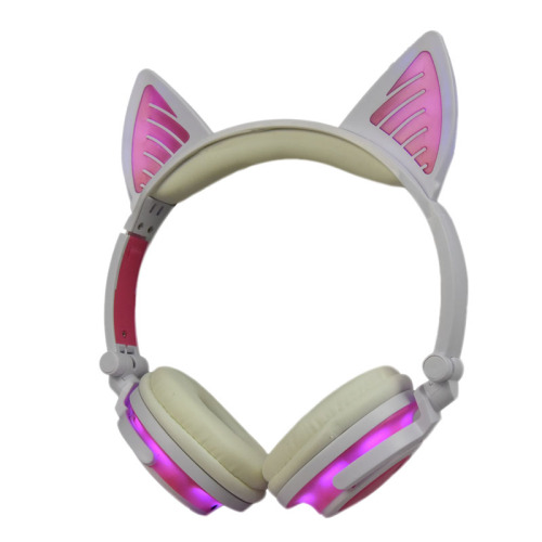 Headphone anak-anak untuk anak-anak belajar online mendengarkan musik