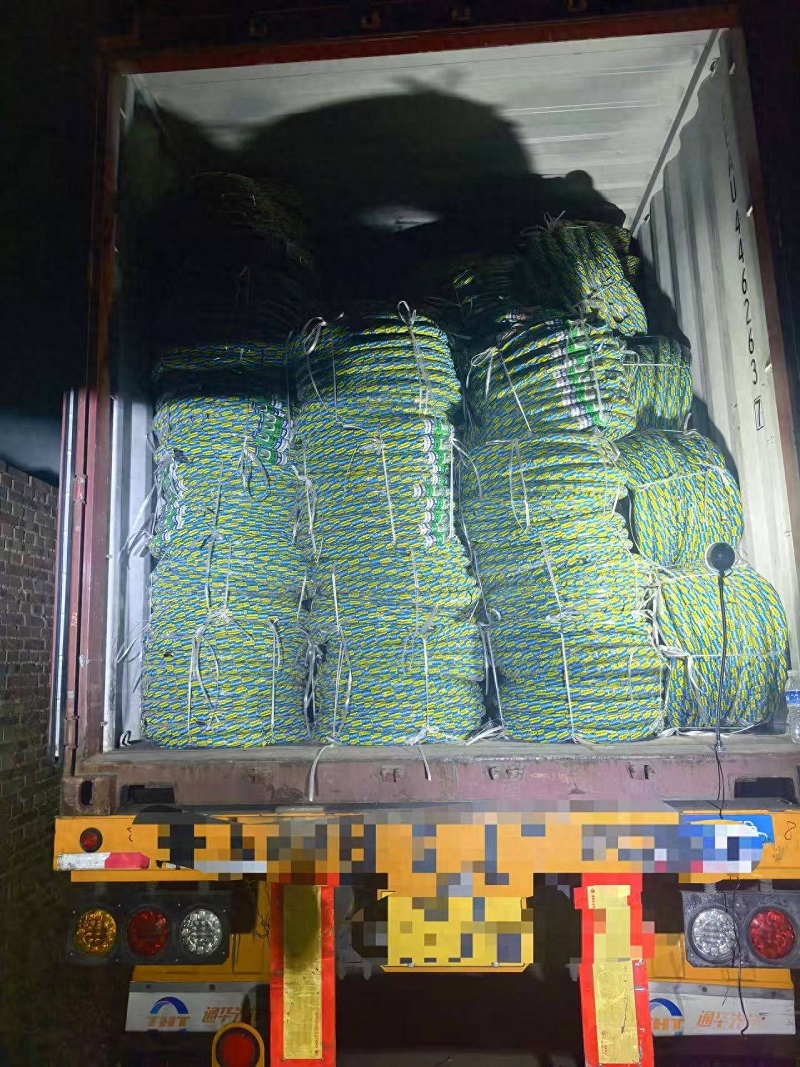 Two Containers of Motorcycle Tires Shipped to Colombia, Further Expanding the Global Strategy in Latin America