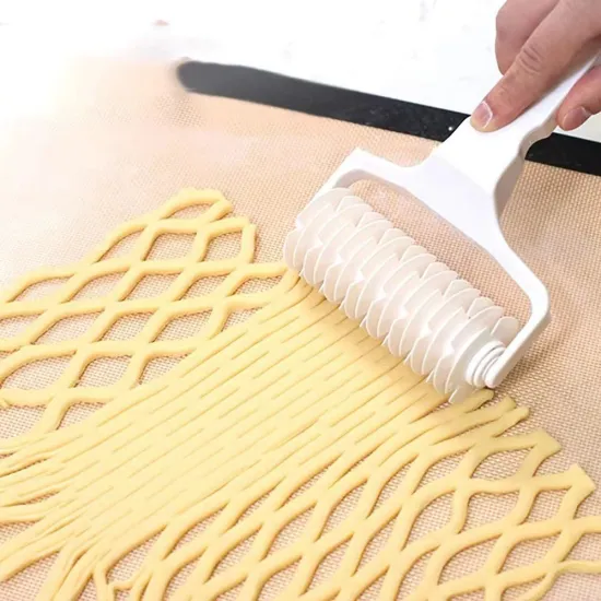 Plastic Baking Tools: Net Wheel Knife, Lattice Roller, and More Kitchen Accessories