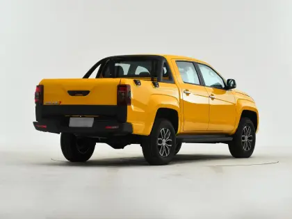 Low Price 2024 Chinese Pickup Trucks JMC Pickup Truck Diesel 4x4 Cargo Truck