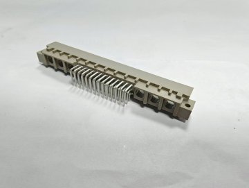 DIN 41612 M Loại nam 48p 90 nhúng