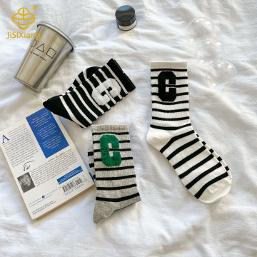 Korean of big C letter mid tube socks
