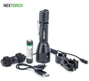 Nextorch T7 V2.0 1300 Luming de pêche de chasse à la lampe de poche avec 420 mètres