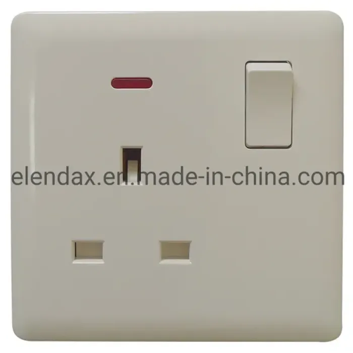 Soket Inggris Terpasang Flush UK1010