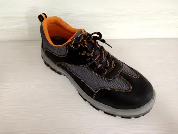 Swede Leather Safety Shoes WMN-309