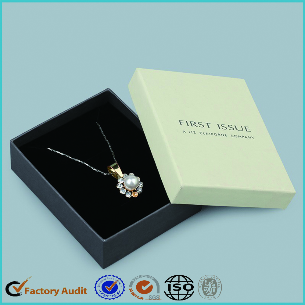 White Jewelry Packaging Box Necklace