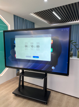 Ultra-HD Interactive Board for Financial Analysis