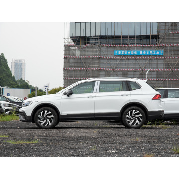 2024. Volkswagen Tiguan L