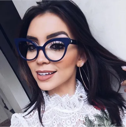 Elegant 2024 Cat Eye Optical Fashion Frames