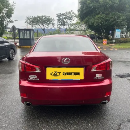 Lexus IS 250 Sport (2011 model)