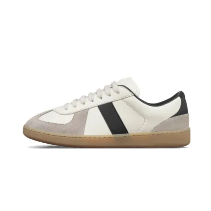 Trendy Lightweight Footwear for Men