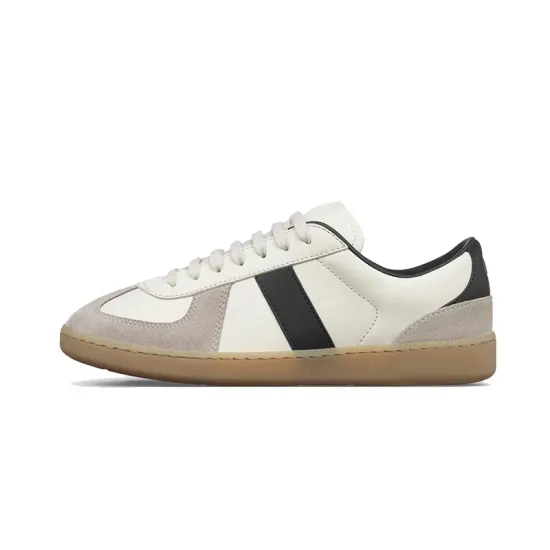 Trendy Lightweight Footwear for Men