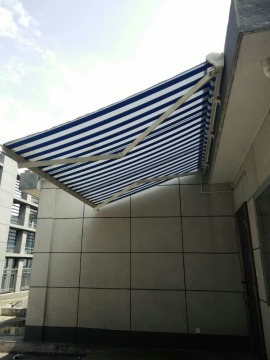Electric Retractable Awnings (Five years without fading)