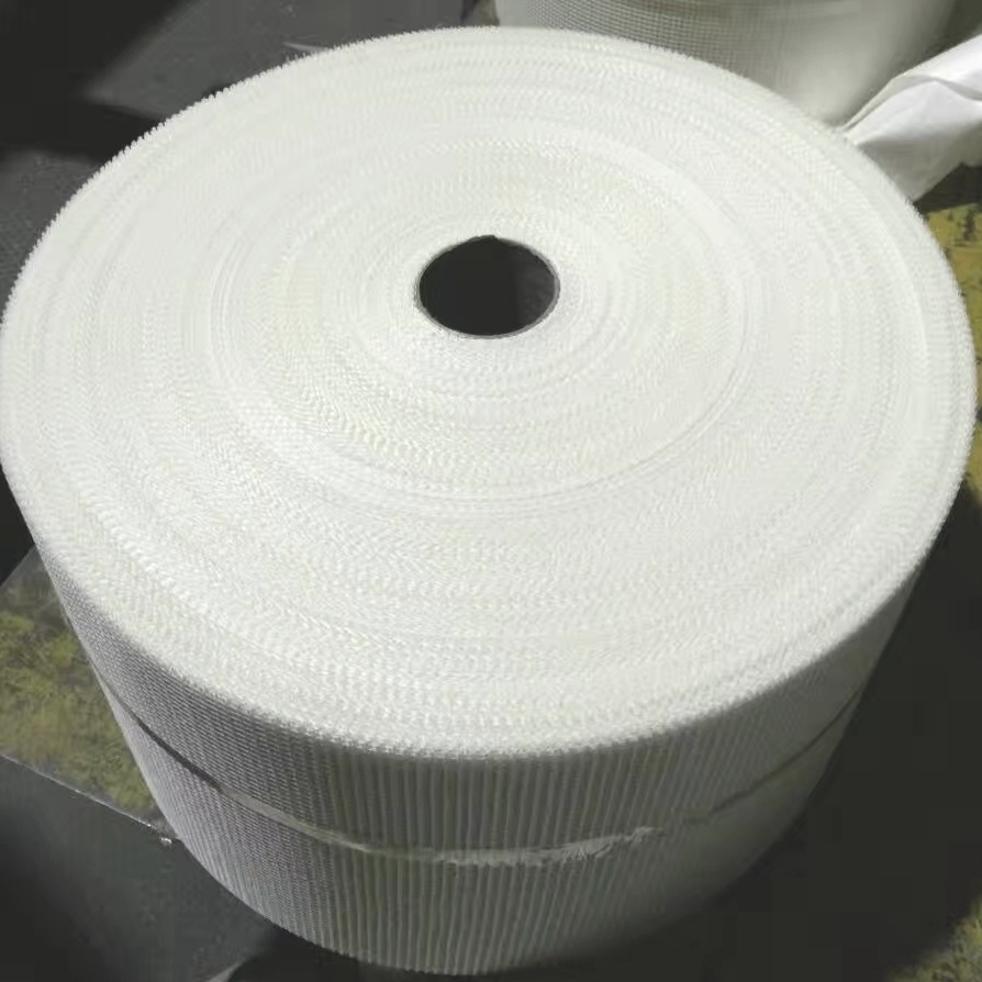 רשת פיברגלס 5x5 מ&quot;מ 75GSM 20 ס&quot;מ x400m