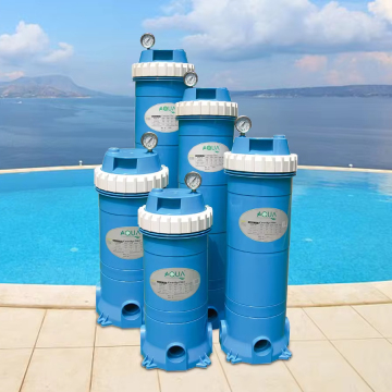 Pool Cleaning: Water Filter Replacement Cartridge for Swimming Pools and Spas
