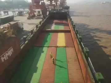 5300T CONTAINER VESSEL build in 2006