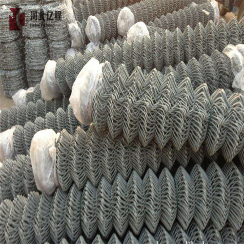 Pagar rantai wire mesh dilapisi PVC