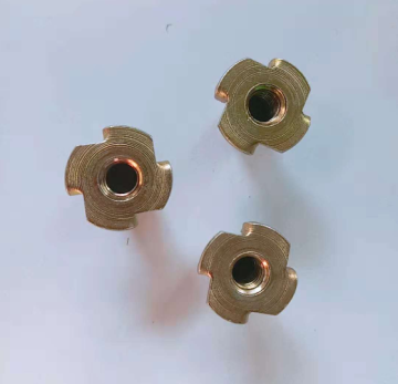 Cold heading Four claws Color zinc plated Nuts