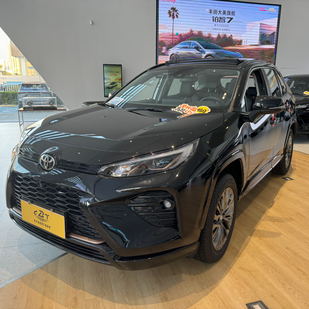 Thickly padded seats