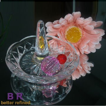 Kreativer Kristallglas-Ringhalter für die Hochzeit