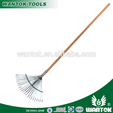 R118L Leaf Rake with long wooden handle