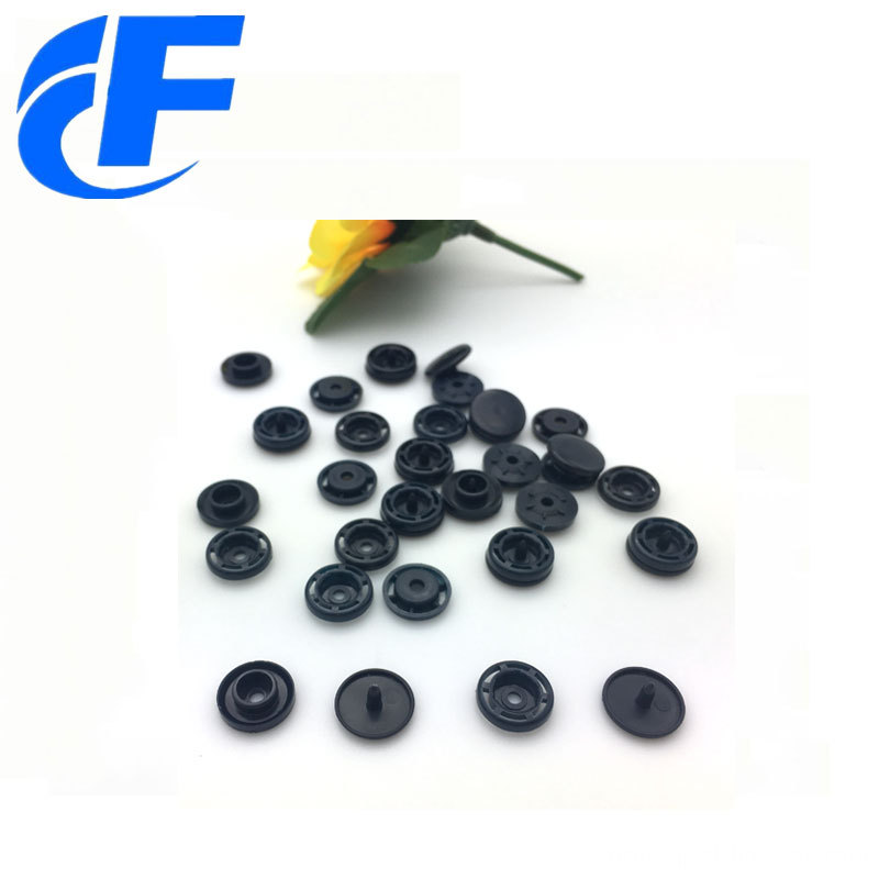 snap-buttons-fasteners