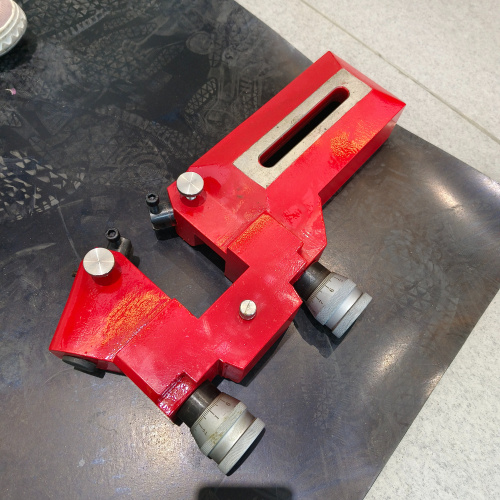 Tornio per dischi e tamburi freno C9350C