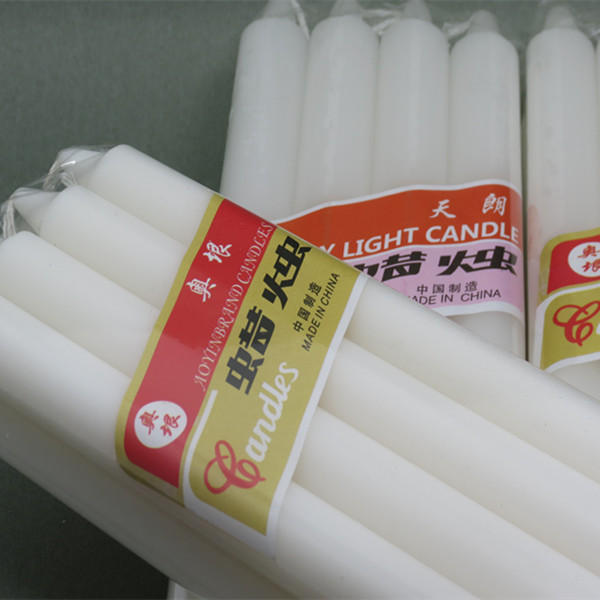 white pillar candle 