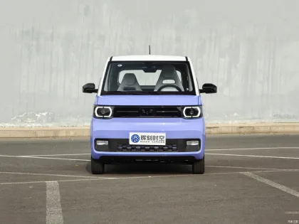 2022 New Chinese Macaron Wuling Mini EV Electric Cars
