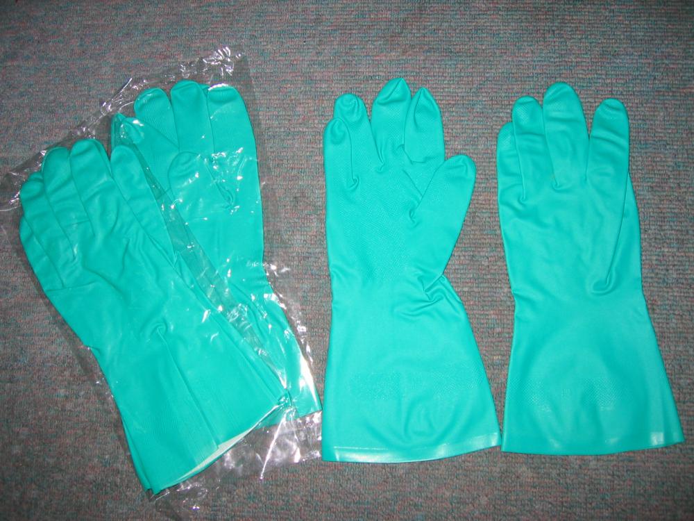 Green Nitrile Gloves with Flocking liner