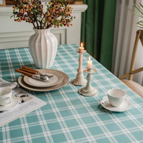 Simplicity Anti Wrinkle Plaid Tablecloth for Dining Tables